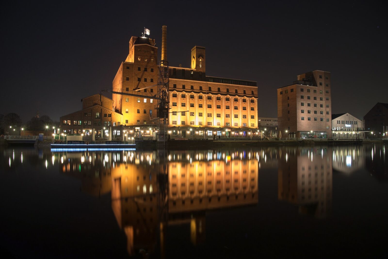 Nikon D610 sample photo. Duisburg, inner harbour, water photography