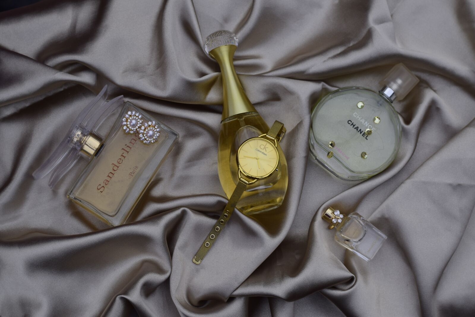 Nikon D5300 sample photo. Luxury, sateen, love photography
