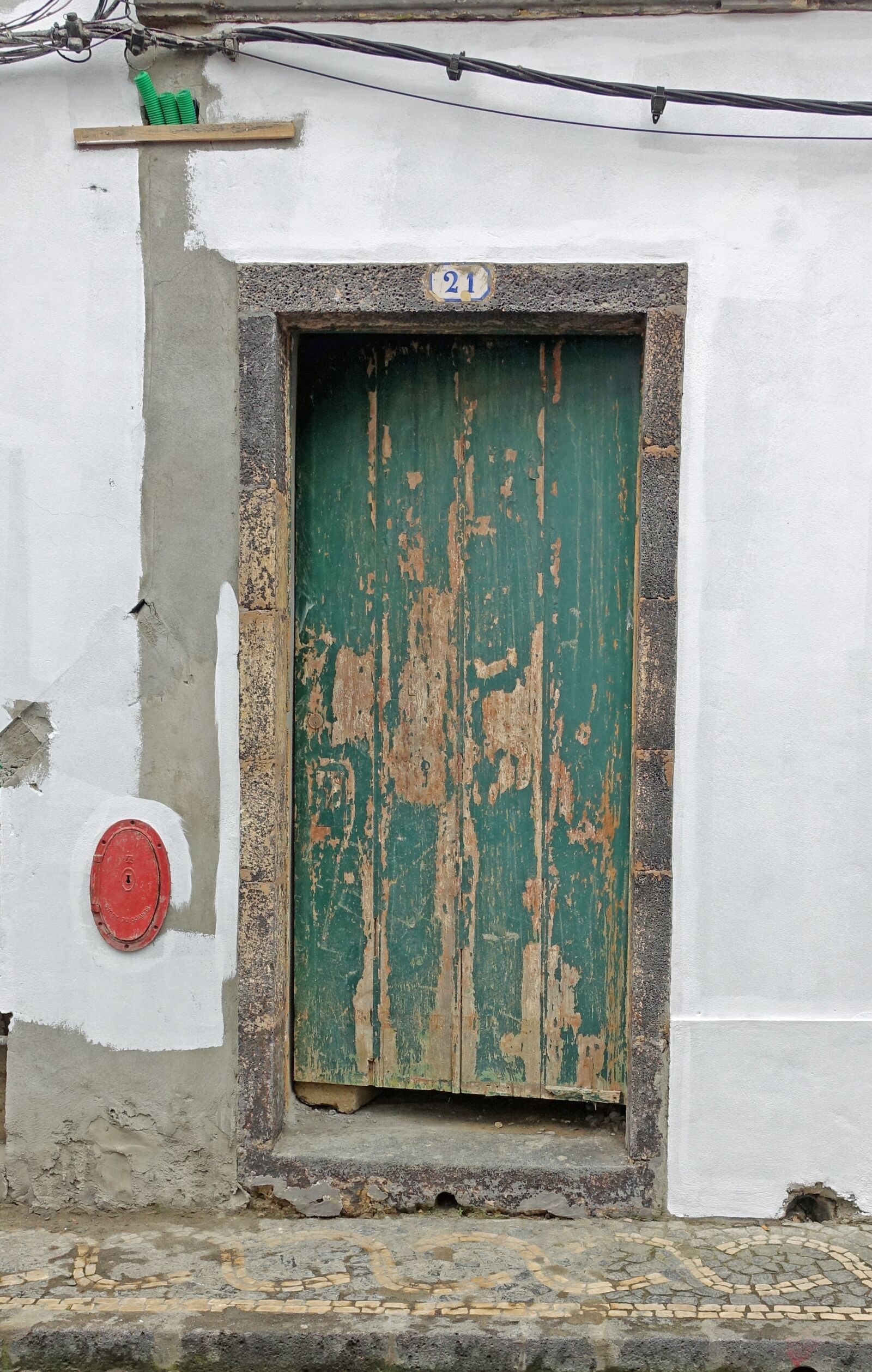 Sony Cyber-shot DSC-RX100 III sample photo. Building, dies, decay photography