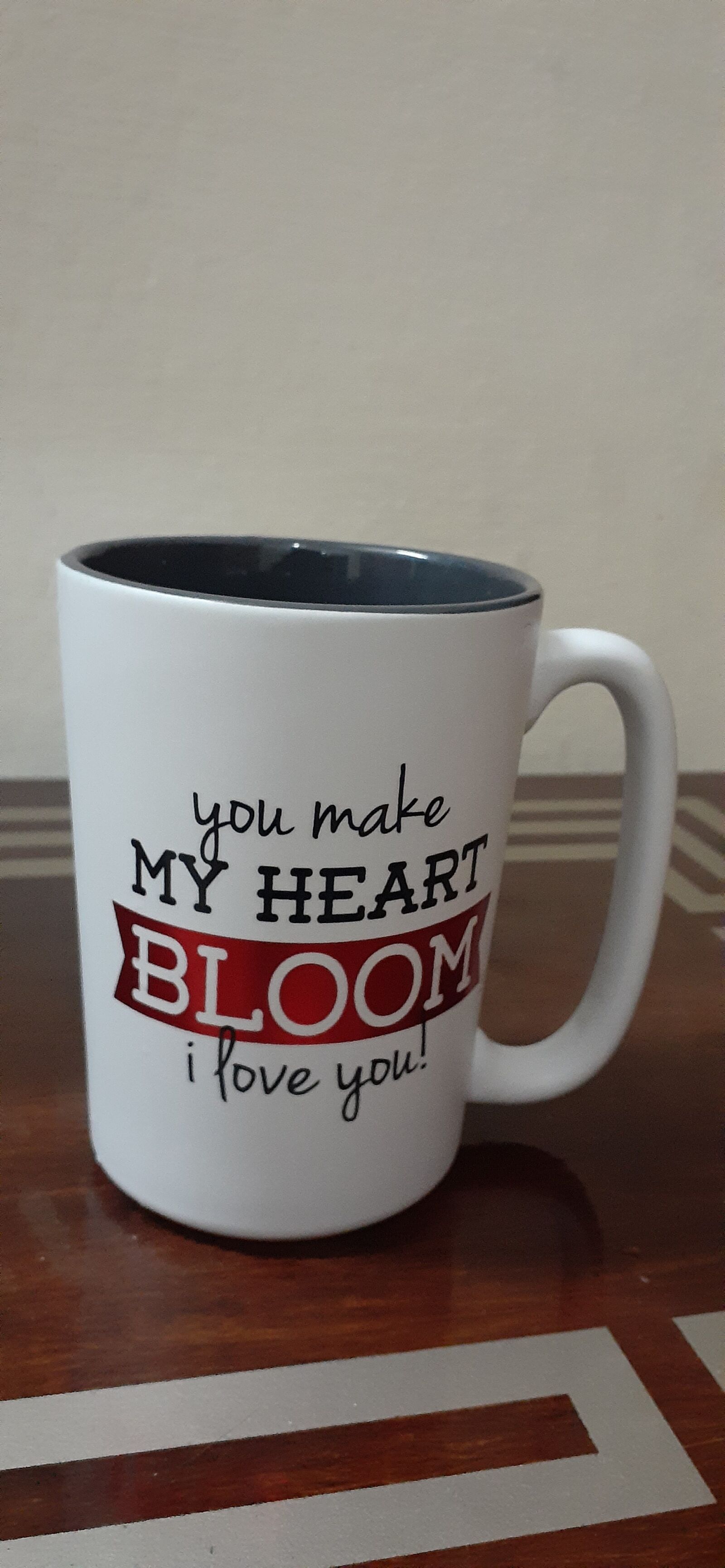 Samsung Galaxy A20 sample photo. Love, love gift, mug photography