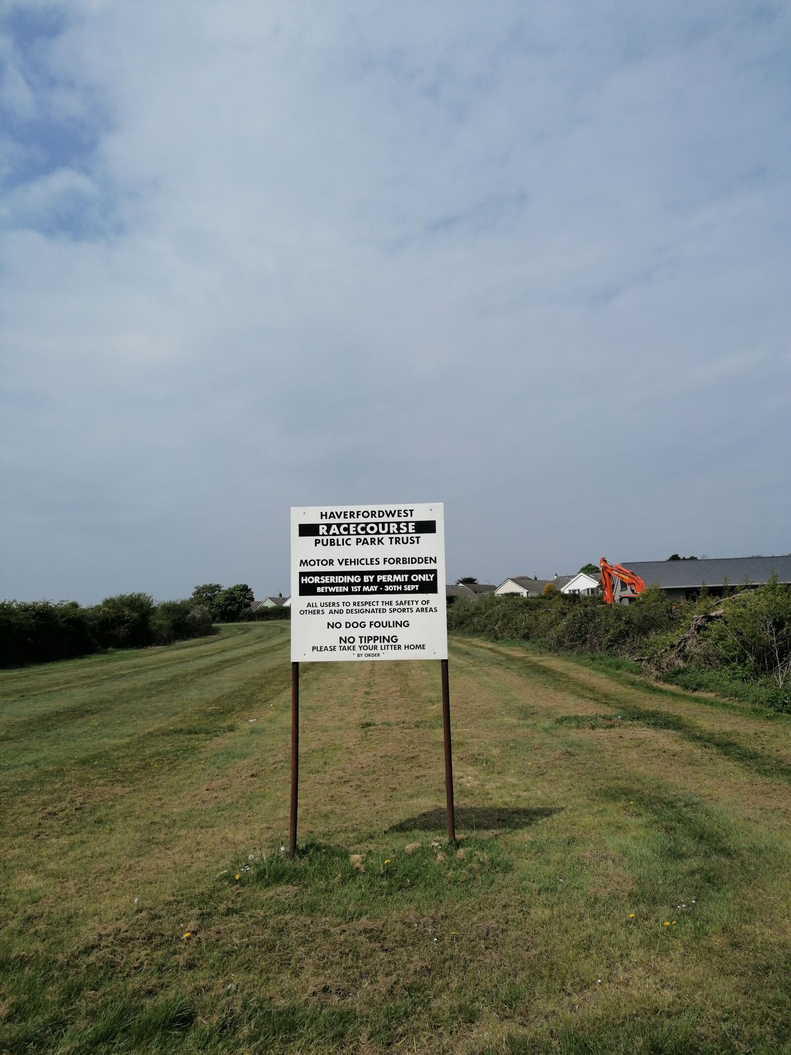 HUAWEI P30 LITE sample photo. Haverfordwest, racecourse, sign photography