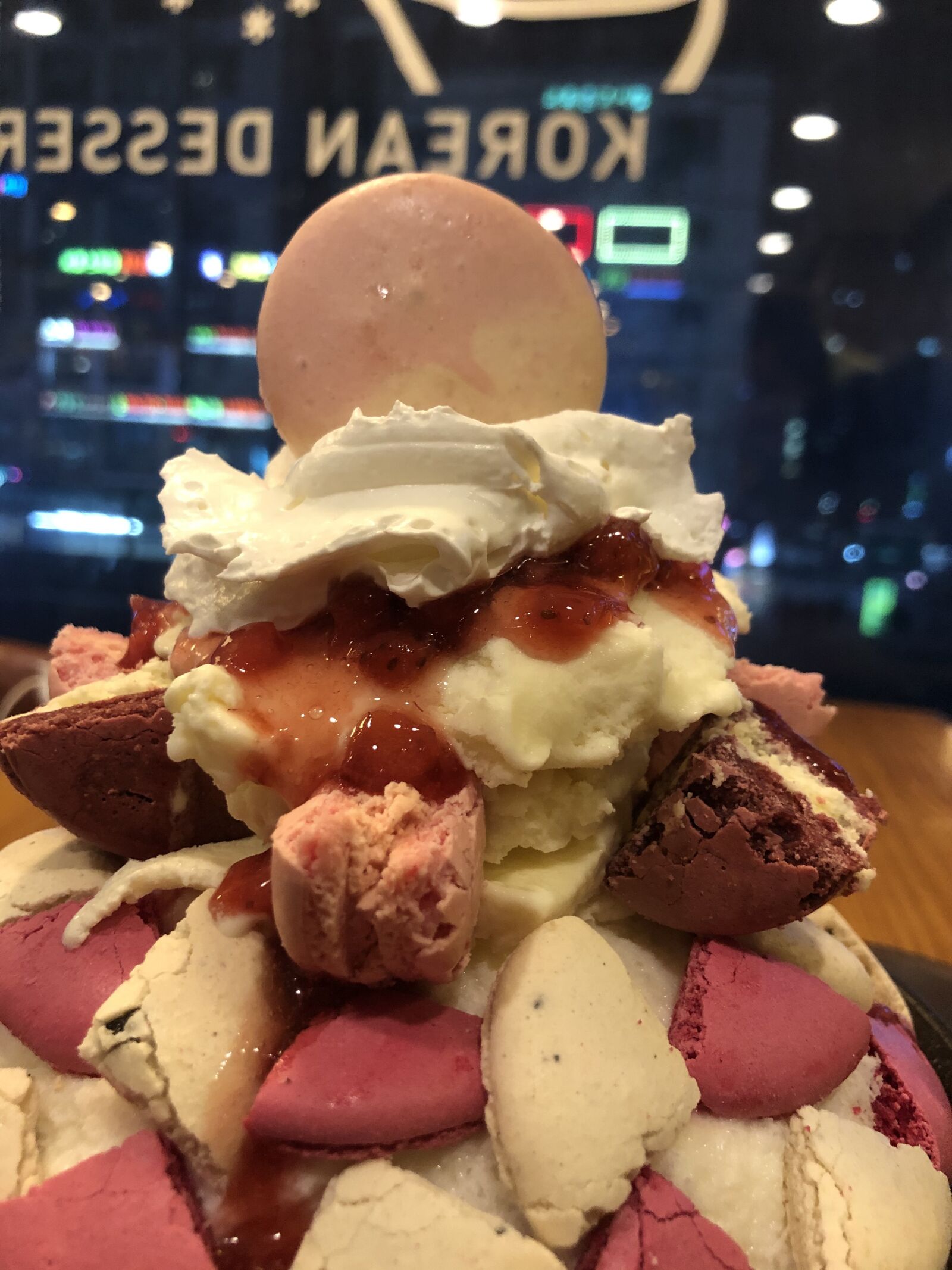 iPhone 8 Plus back dual camera 3.99mm f/1.8 sample photo. Bingsu, shaved ice, desert photography