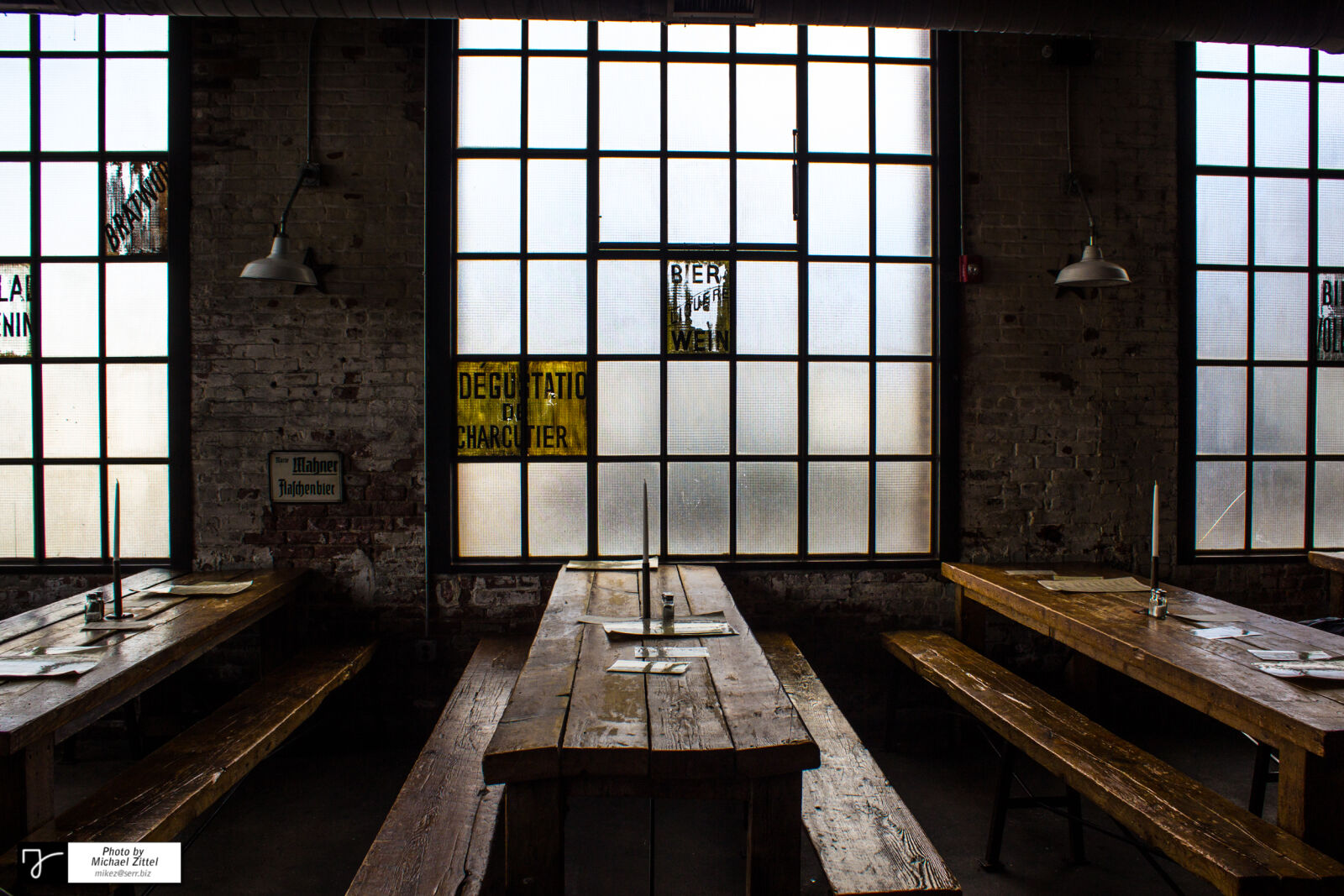 Canon EOS 600D (Rebel EOS T3i / EOS Kiss X5) sample photo. Window, of, building photography