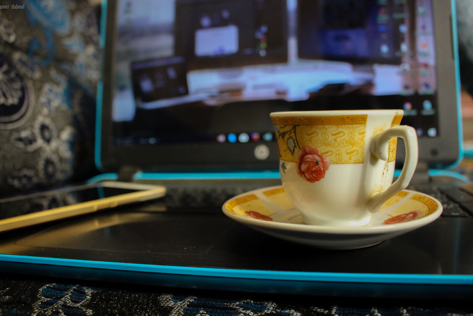 Canon EOS 700D (EOS Rebel T5i / EOS Kiss X7i) sample photo. Adobe, photoshop, android, phone photography