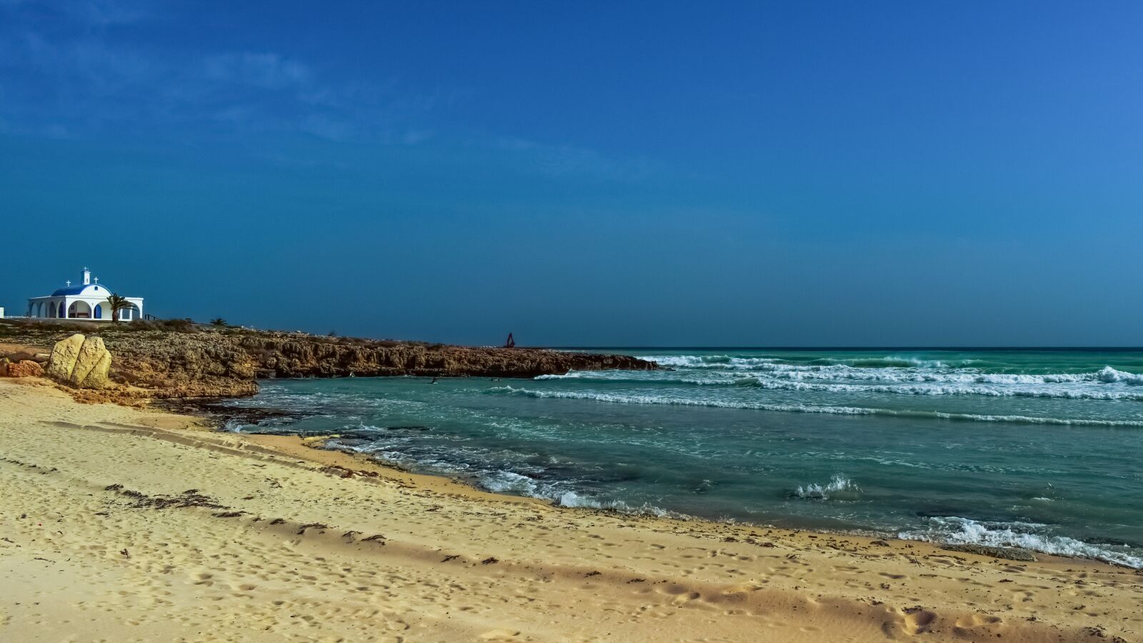 Nikon D3300 sample photo. Chapel, beach, sea photography