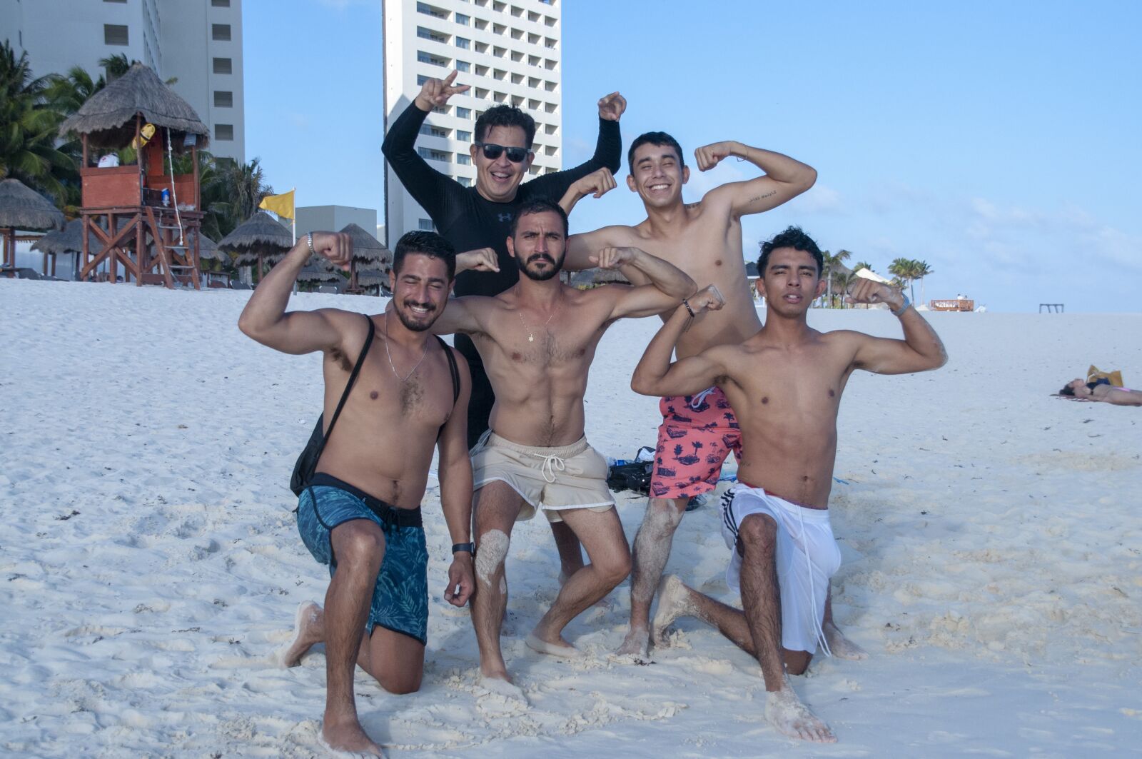 Nikon D90 sample photo. Hot, friends, cancun photography
