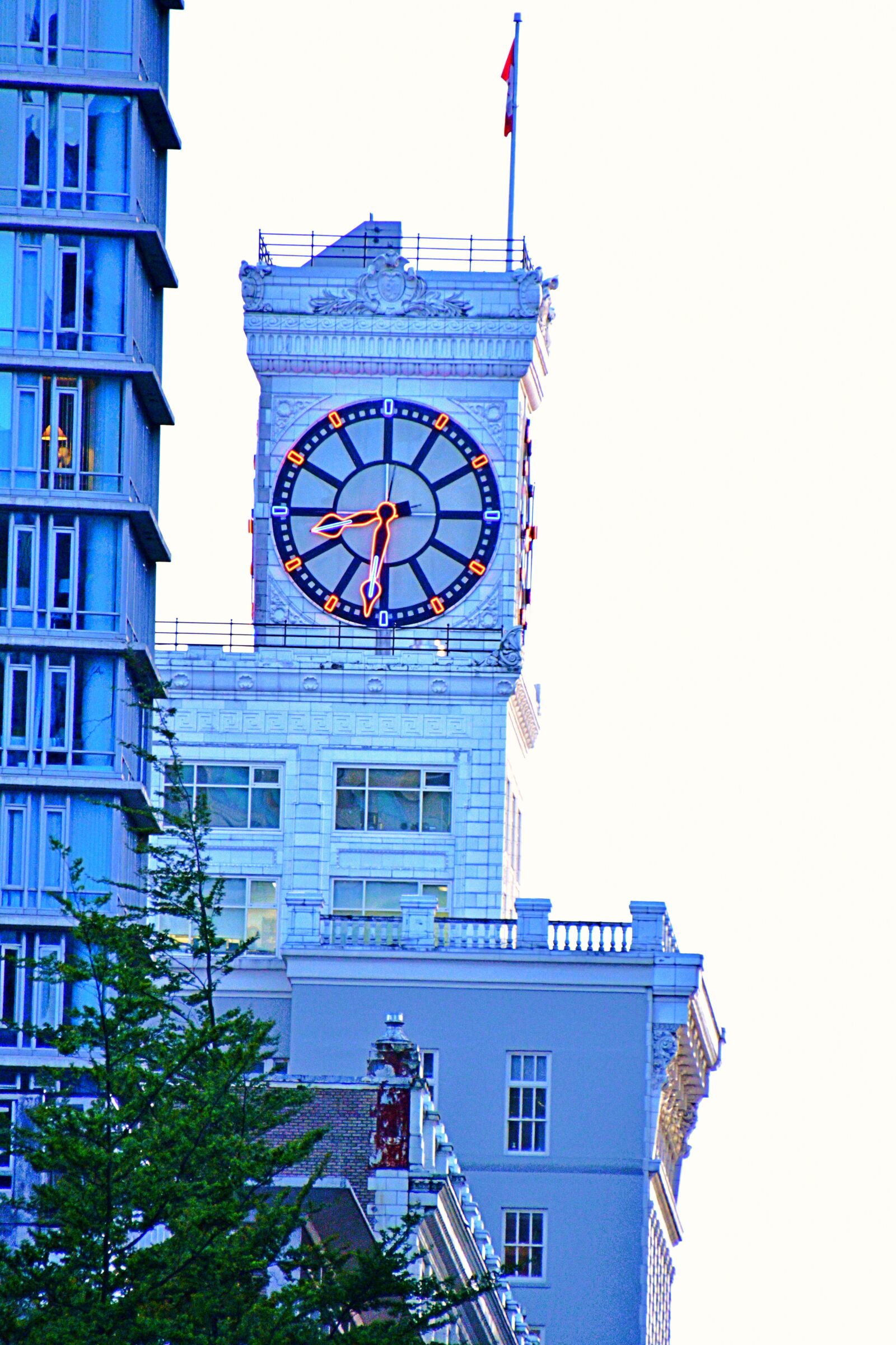 Nikon D7500 sample photo. Public clock, big clock photography