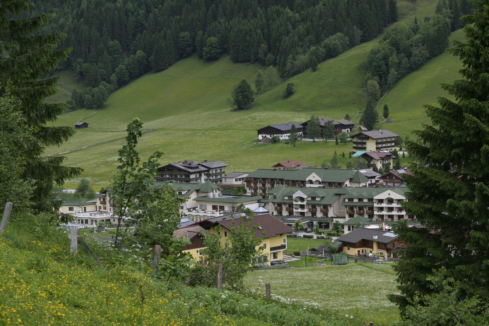 Canon EOS 350D (EOS Digital Rebel XT / EOS Kiss Digital N) sample photo. Austria, mountains, landscape photography