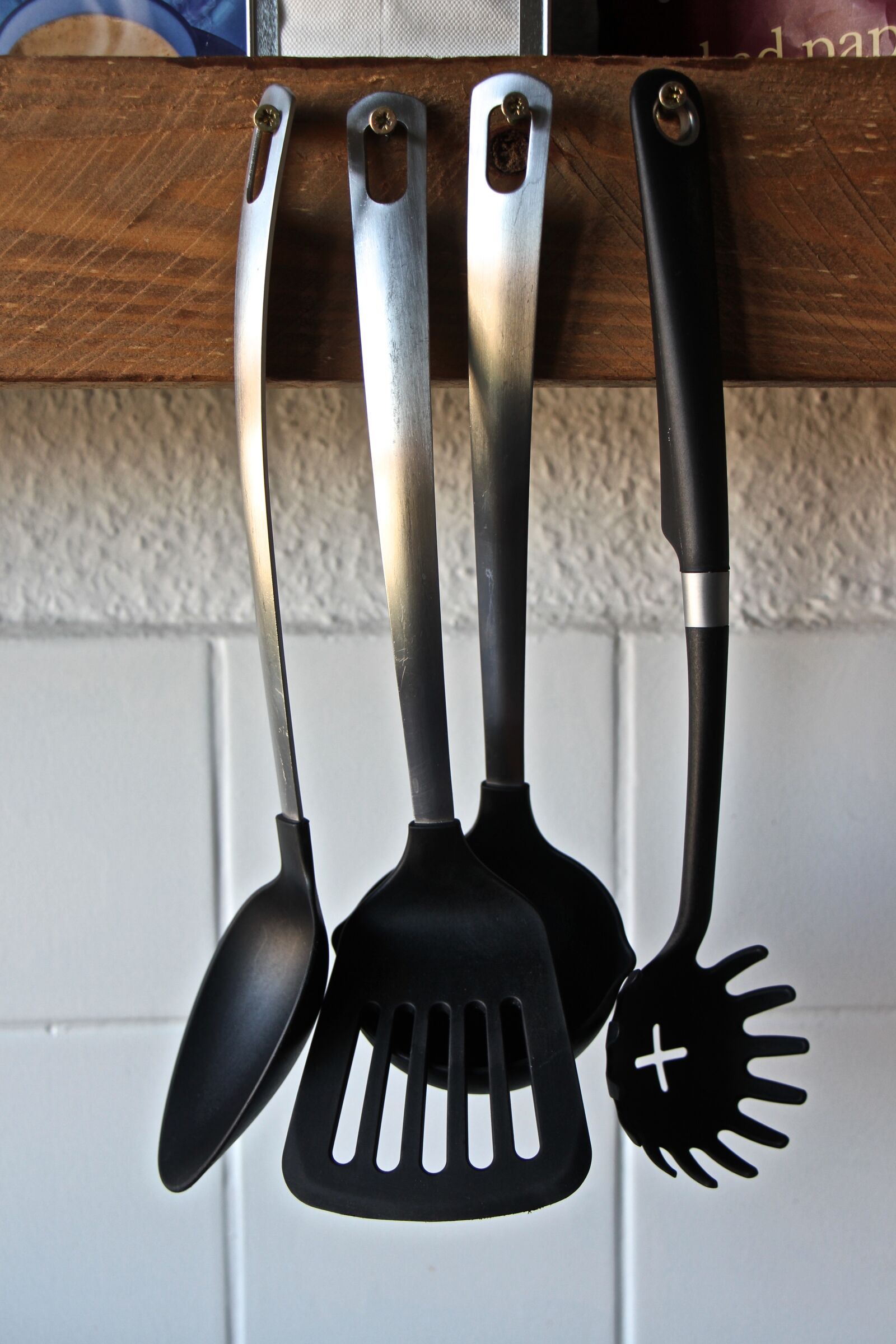 Canon EOS 700D (EOS Rebel T5i / EOS Kiss X7i) sample photo. Kitchen, tableware, budget photography