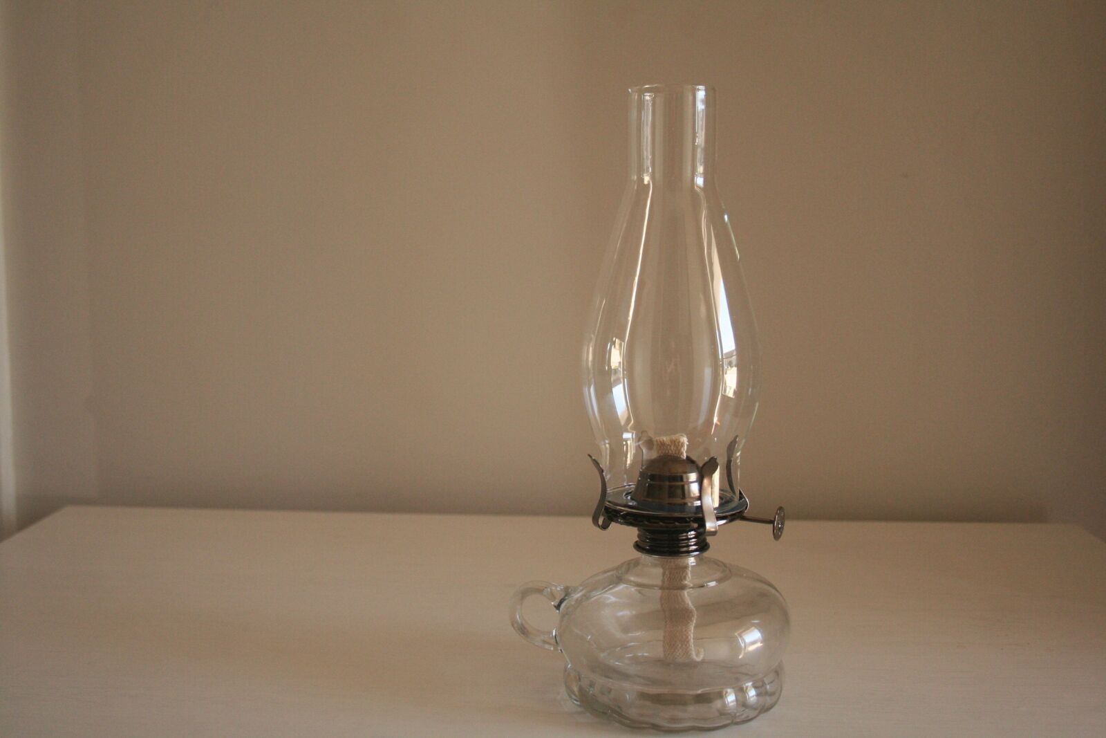 Canon EOS 350D (EOS Digital Rebel XT / EOS Kiss Digital N) sample photo. Lamp, glass, glass items photography