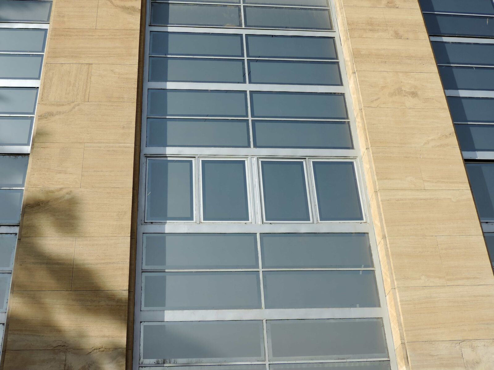 Nikon Coolpix P520 sample photo. Futuristic, architecture, device, glass photography