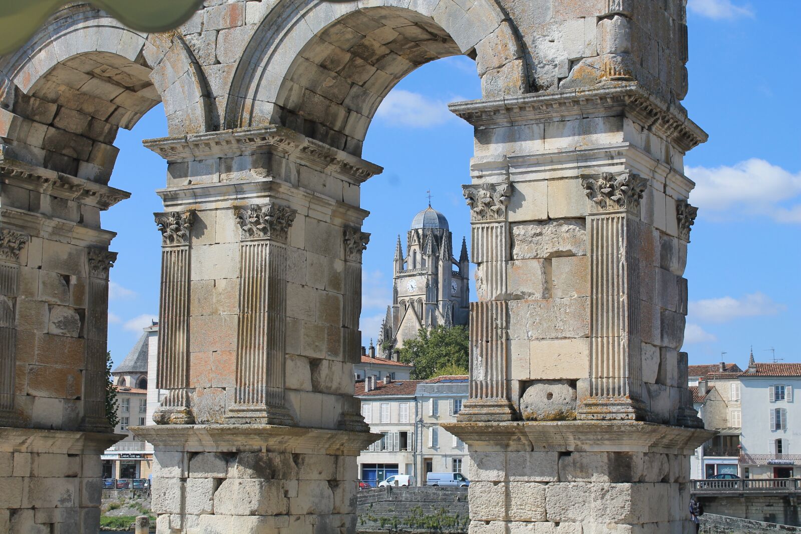 Canon EOS 1100D (EOS Rebel T3 / EOS Kiss X50) sample photo. Saintes, charente-maritime, france photography