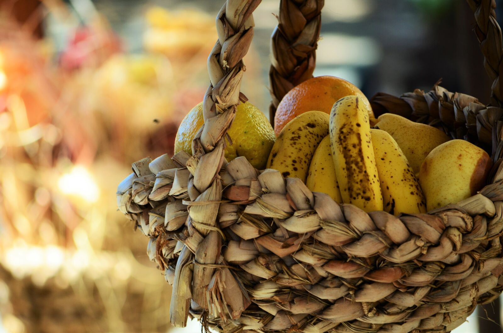 Nikon D7000 sample photo. Fruit, fruit basket, wicker photography
