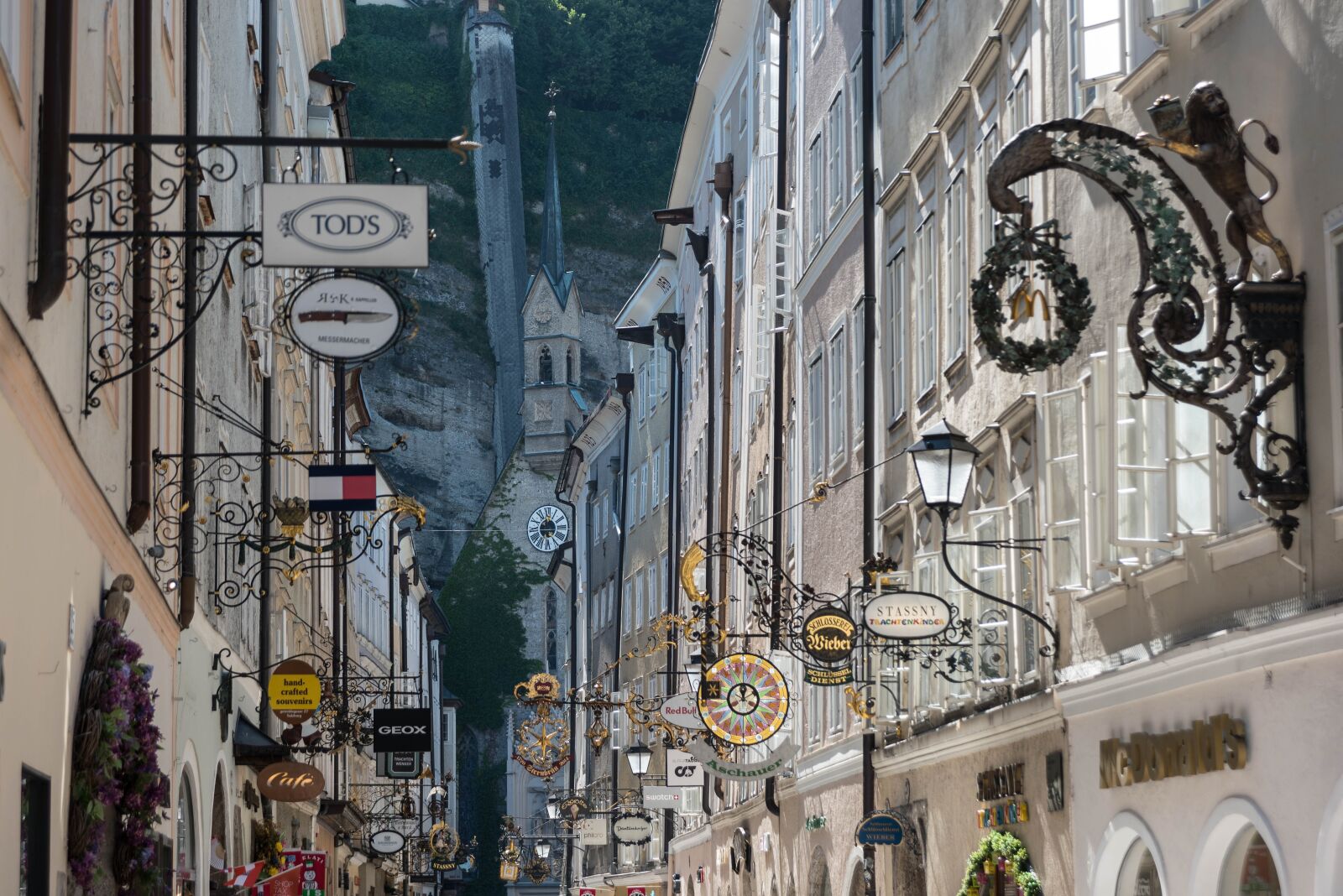 Nikon D750 sample photo. Salzburg, getreidegasse, road photography