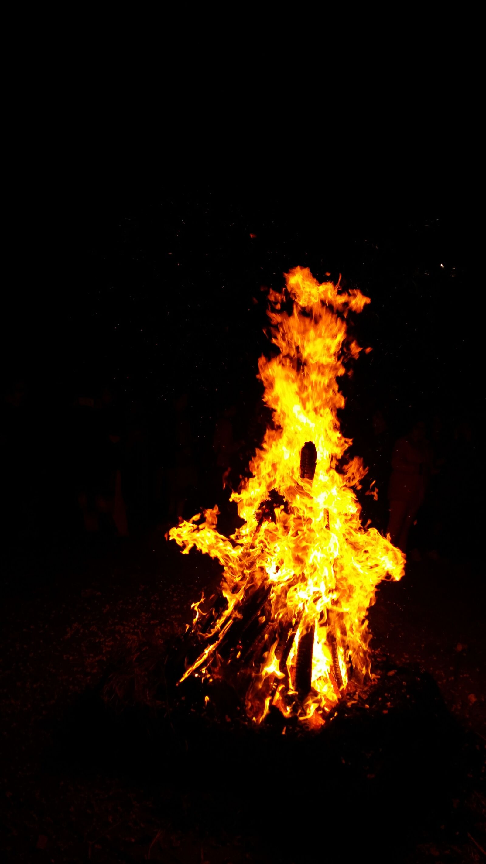 Samsung Galaxy Note4 sample photo. Blaze, blazing, bonfire, burn photography