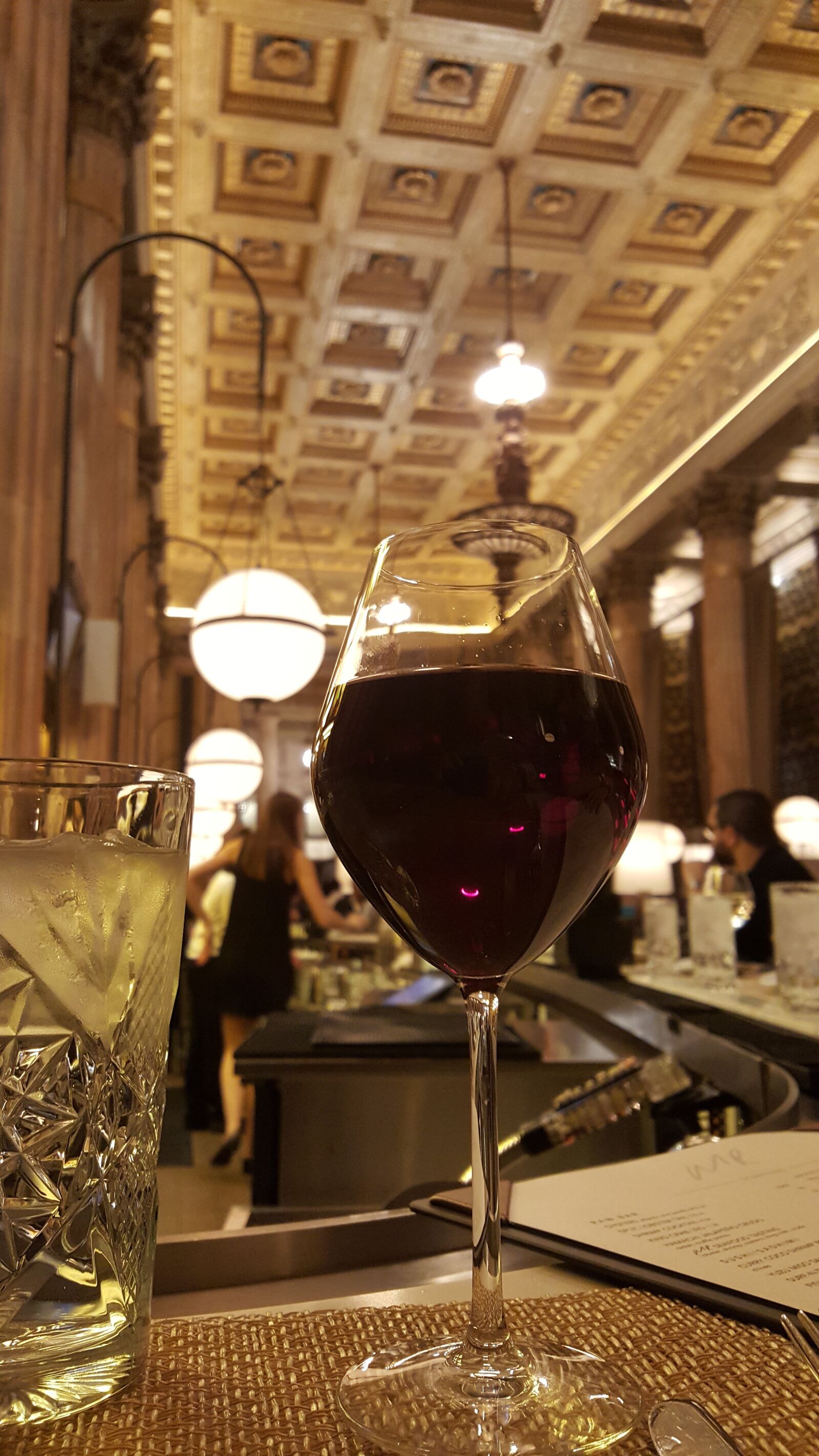 Samsung GALAXY S6 edge sample photo. Marble room, light fixture photography