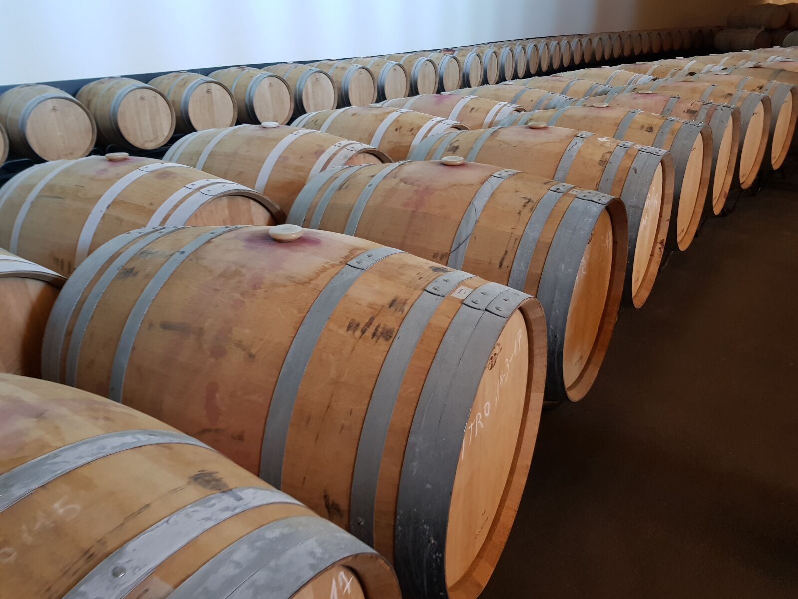 Samsung Galaxy S8 sample photo. Barrel, cellar, cold, drink photography