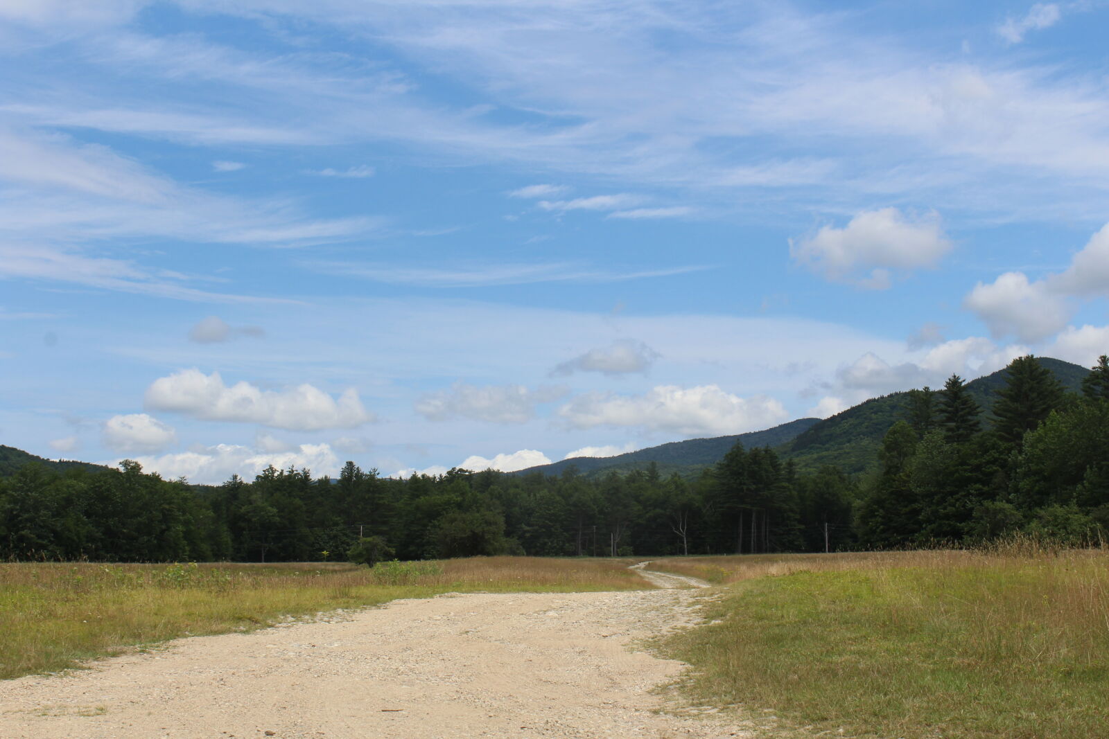 Canon EOS 1200D (EOS Rebel T5 / EOS Kiss X70 / EOS Hi) sample photo. Blue, skies, blue, sky photography