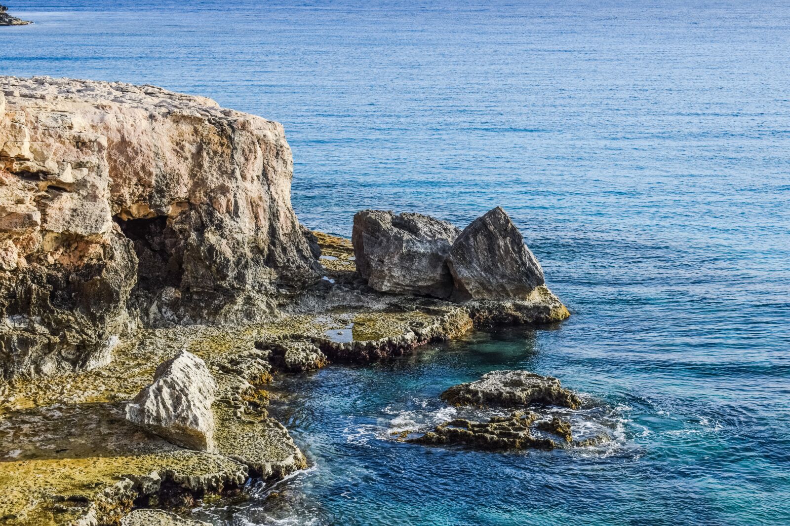 Nikon D3300 sample photo. Coastline, rocky, coast photography