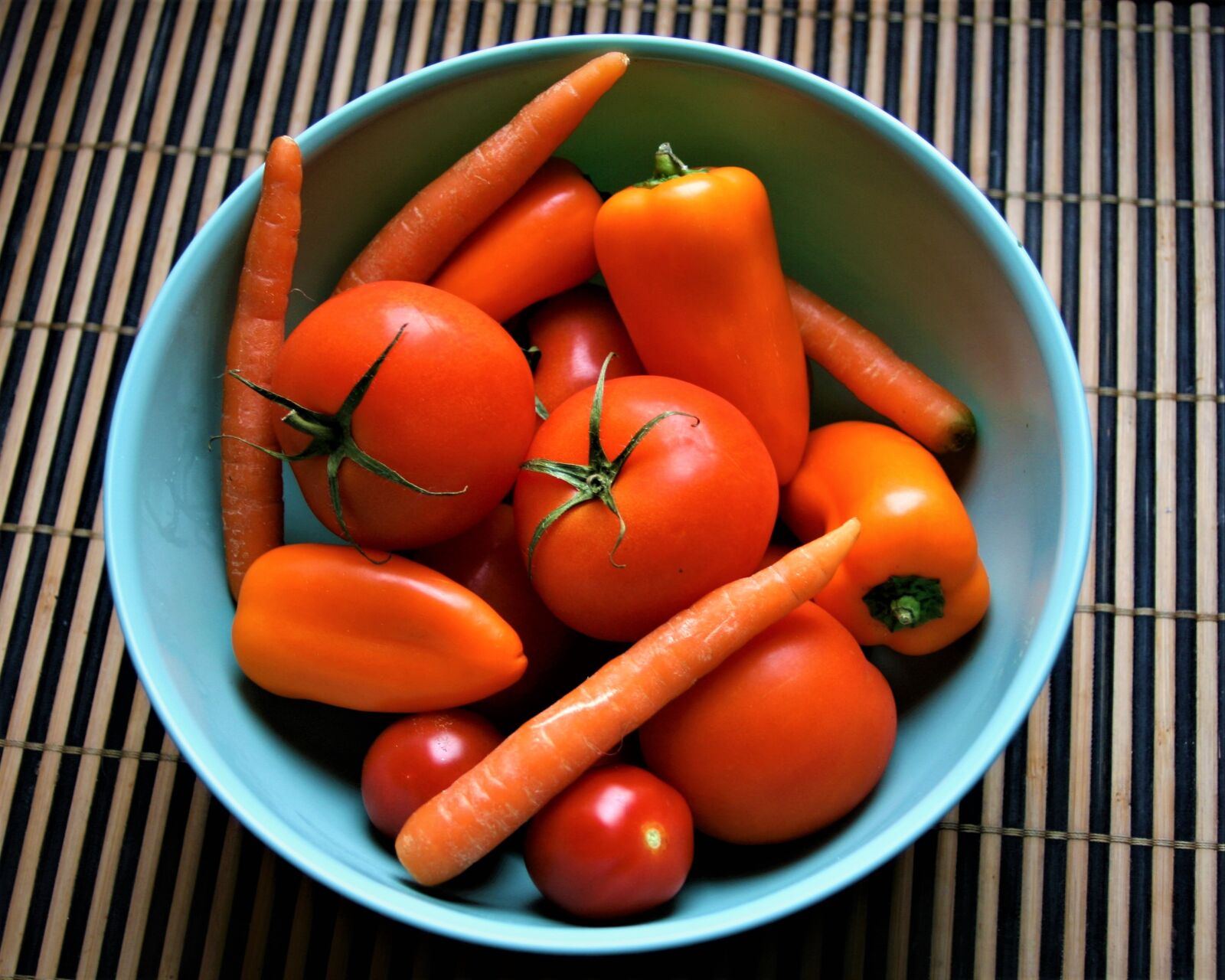 Canon EOS 400D (EOS Digital Rebel XTi / EOS Kiss Digital X) sample photo. Vegetables, fresh, healthy eating photography