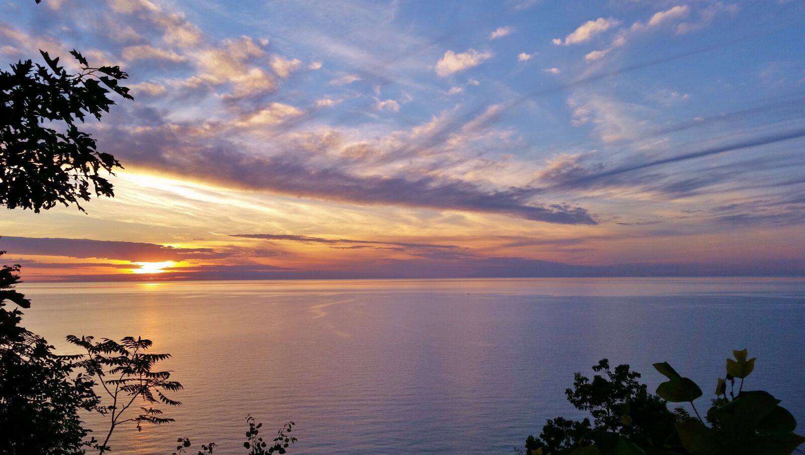 Samsung Galaxy S5 sample photo. Sunset, lake, water photography
