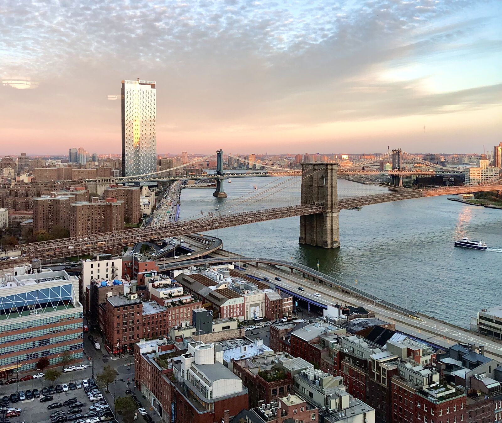 iPhone X back dual camera 4mm f/1.8 sample photo. Brooklyn bridge, bridge, brooklyn photography
