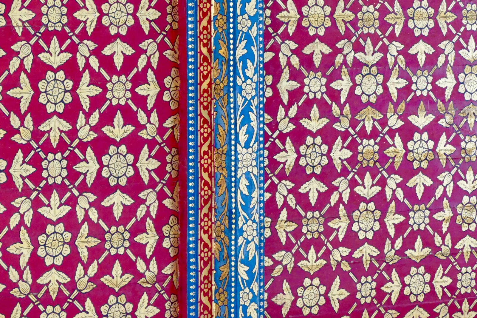 Panasonic Lumix DMC-FZ1000 sample photo. Pattern, ornament, art photography