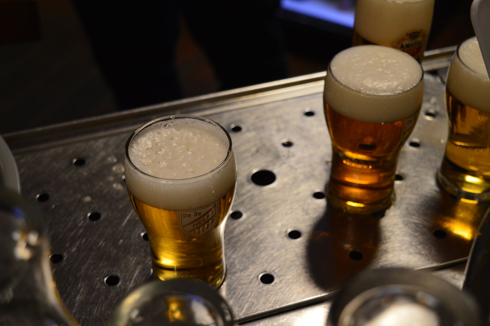 Nikon D3200 sample photo. Beer, cafeteria photography