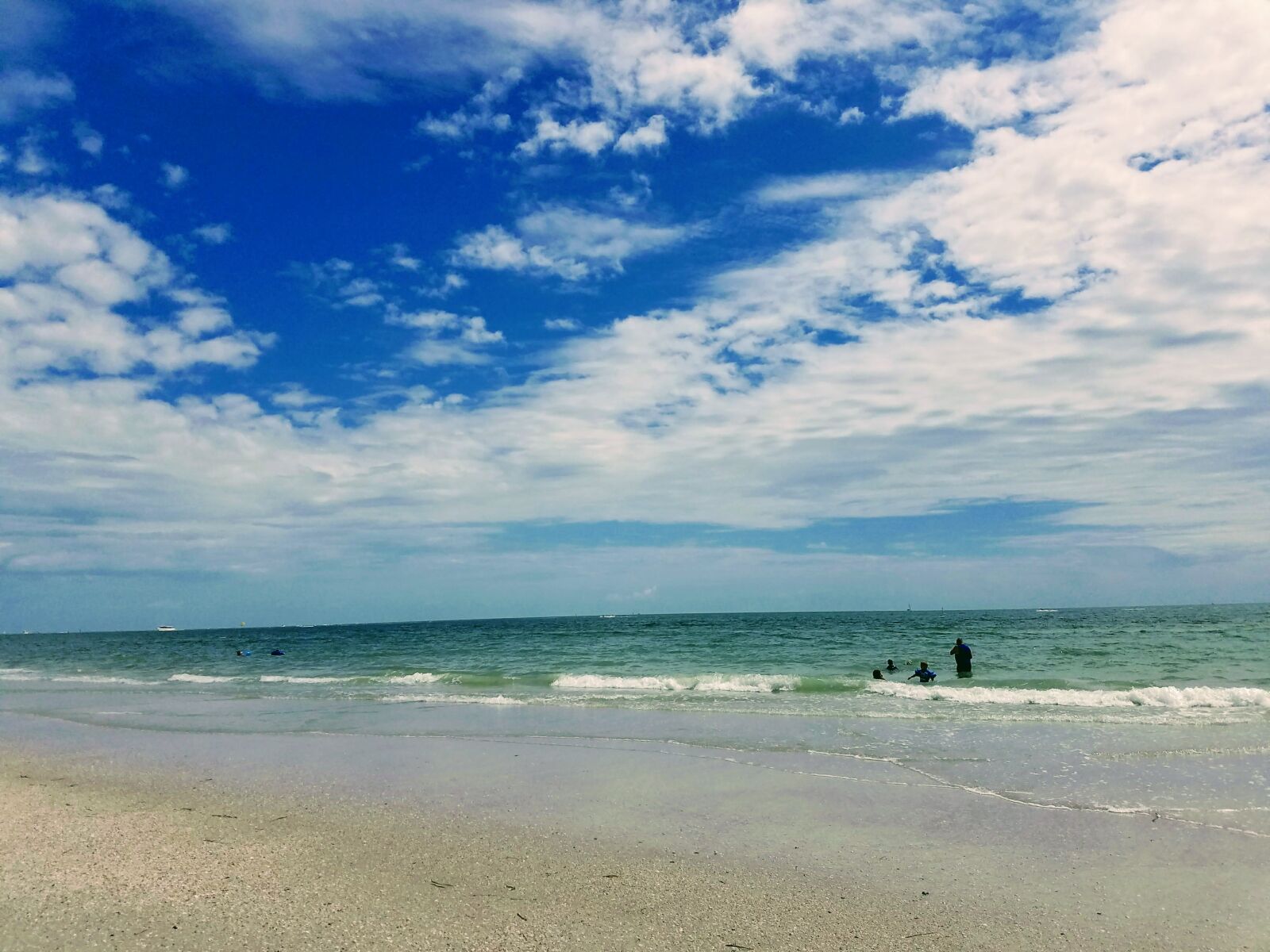 Samsung Galaxy S7 Edge sample photo. Beach, clouds, florida, gulf photography