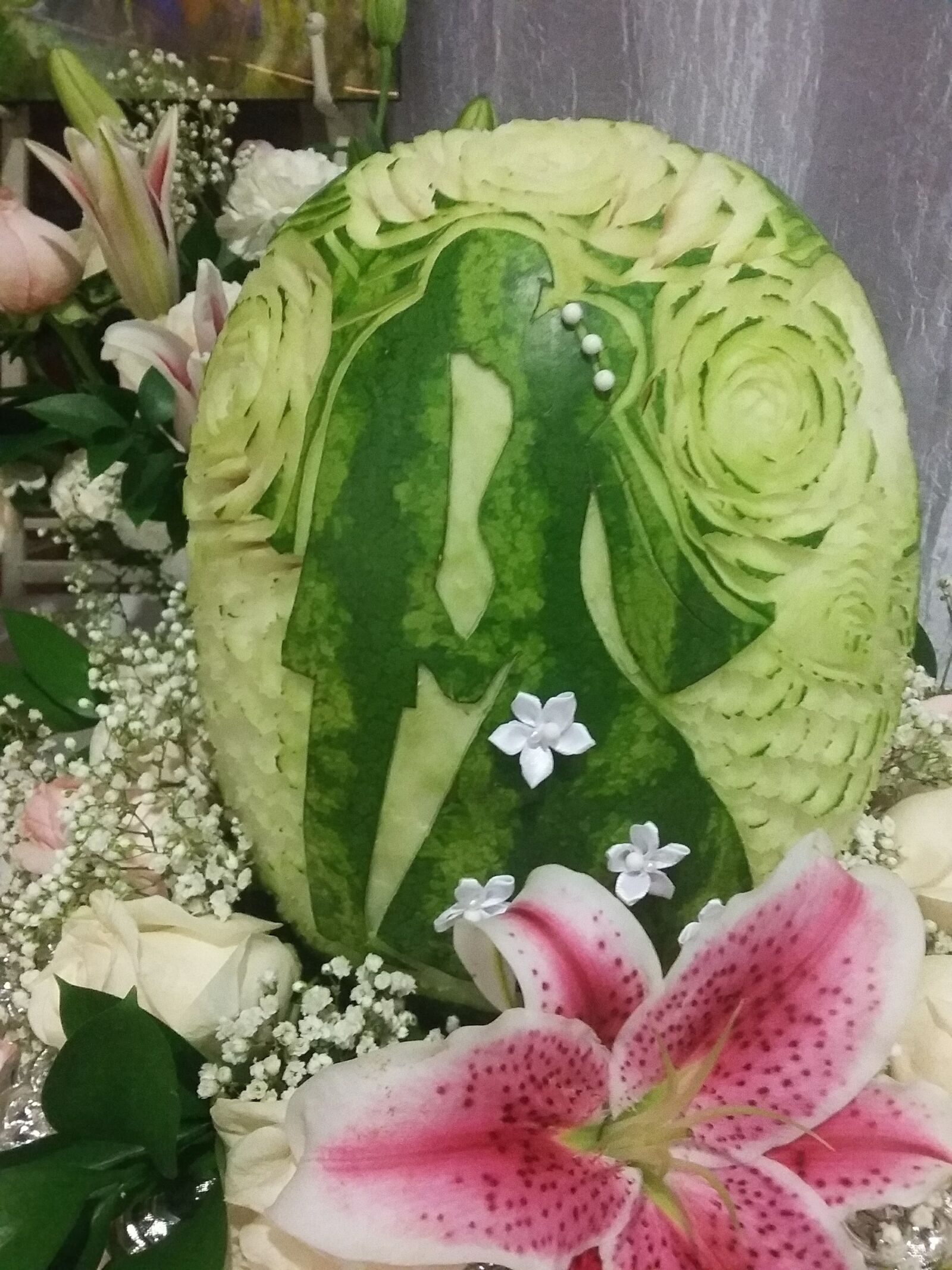 Samsung Galaxy Grand Prime sample photo. Fruit carving, wedding decoration photography