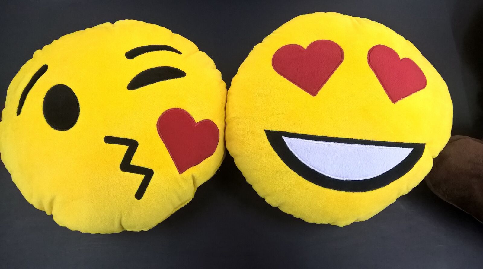 Microsoft Lumia 640 XL sample photo. Emoticon, emoji, smiley photography