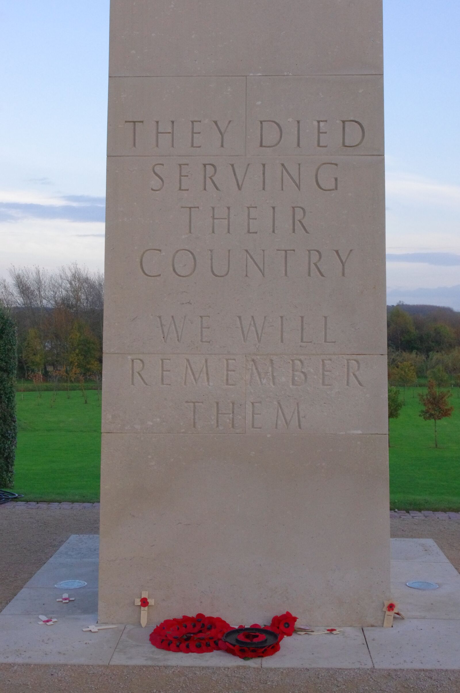 Pentax K-x sample photo. National memorial, staffordshire, memorial photography