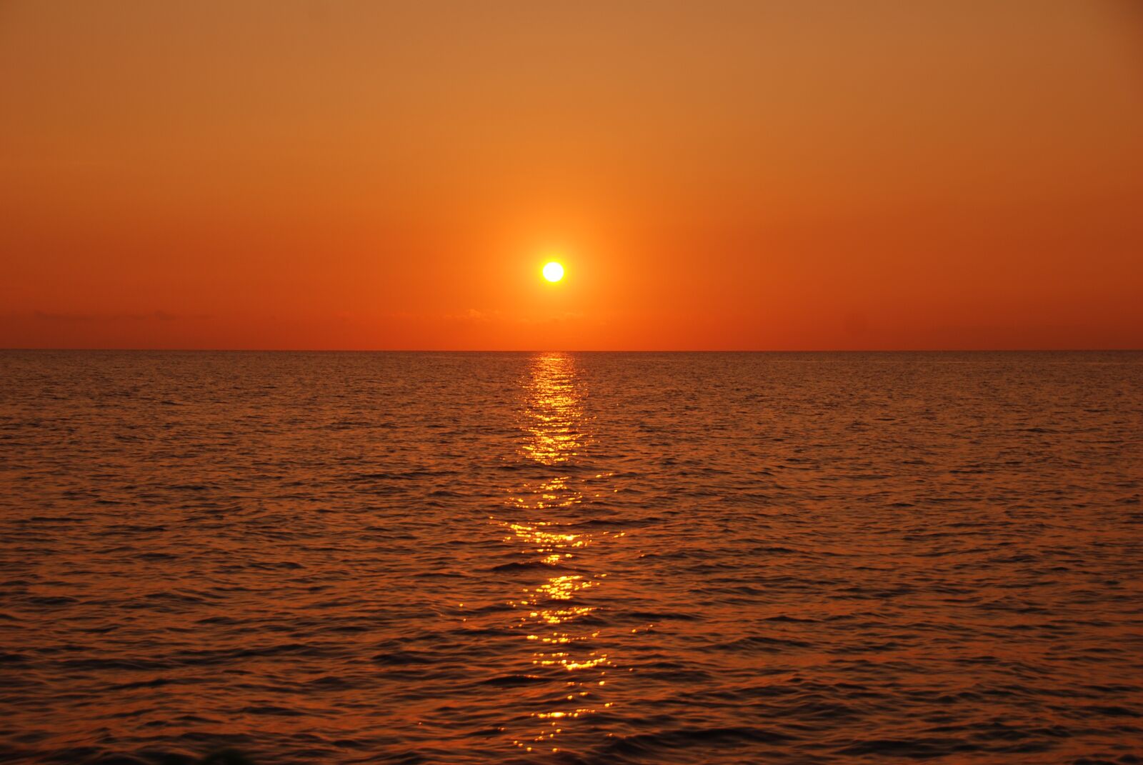 Nikon D80 sample photo. The sun, sea, sky photography