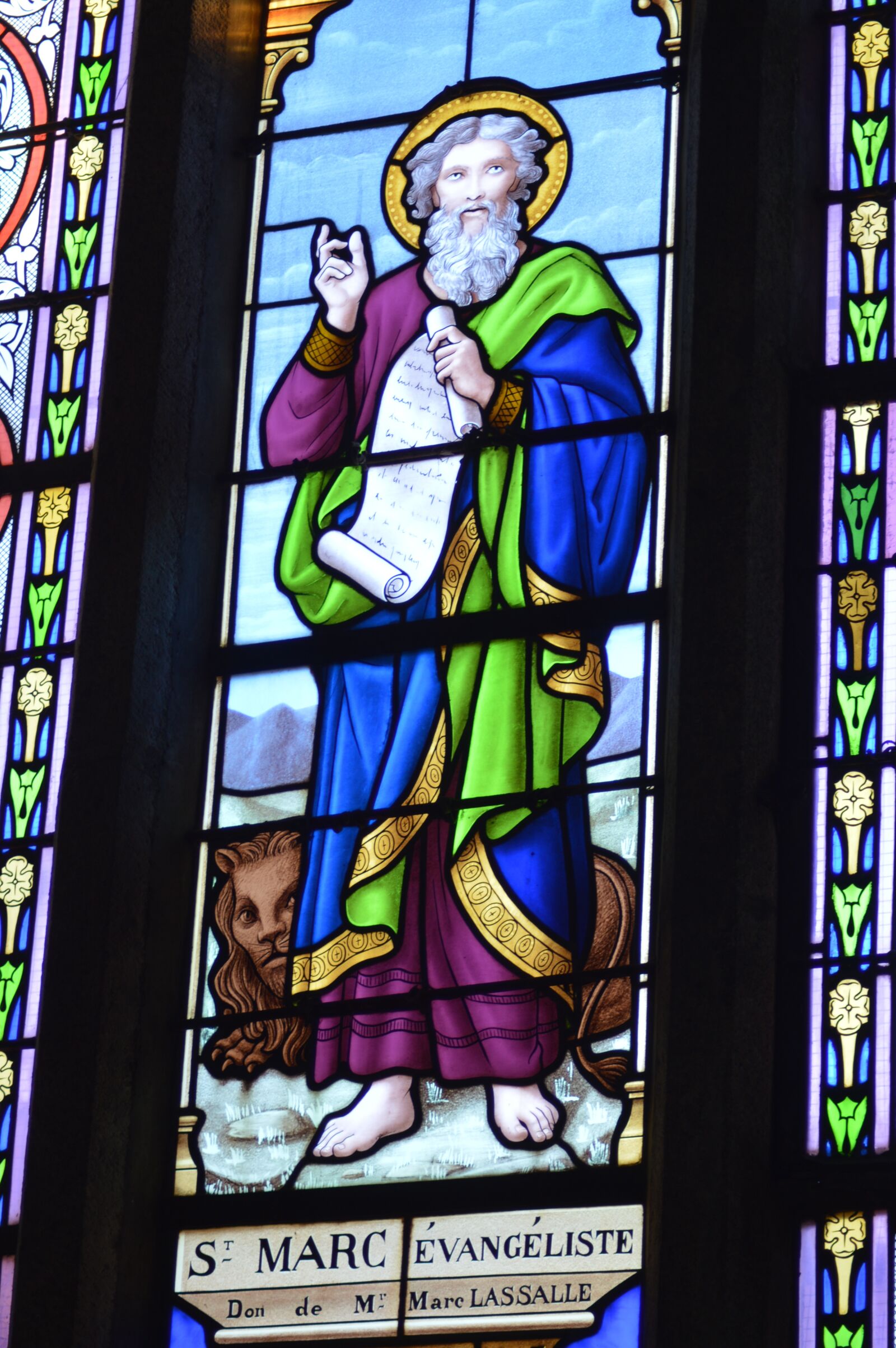 Nikon D3200 sample photo. Stained glass, colorful, church photography