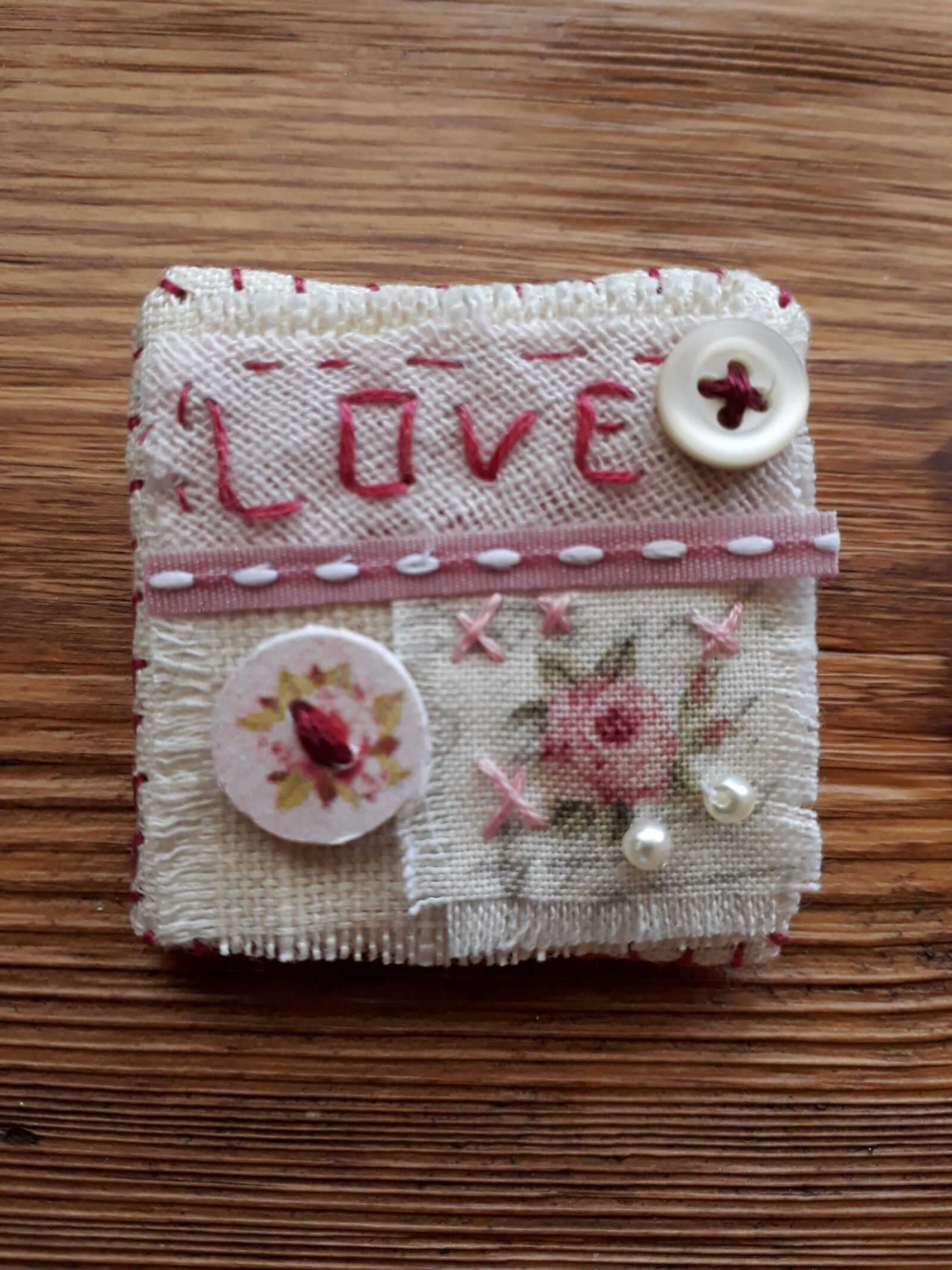 Samsung Galaxy A3(2017) sample photo. Love crafts, vintage, romantic photography