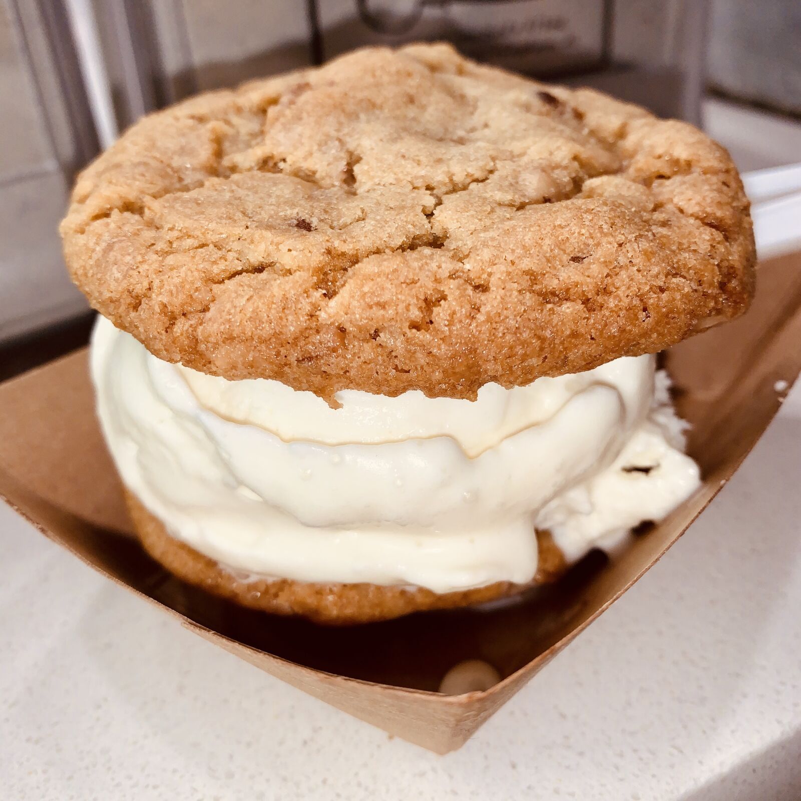 iPhone XR back camera 4.25mm f/1.8 sample photo. Ice cream sandwich, ice photography