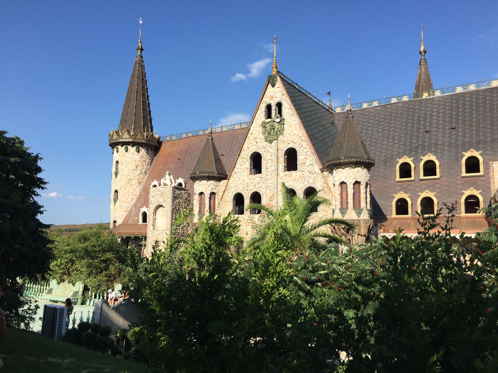Apple iPhone 6 sample photo. Castle, palace, landmark photography