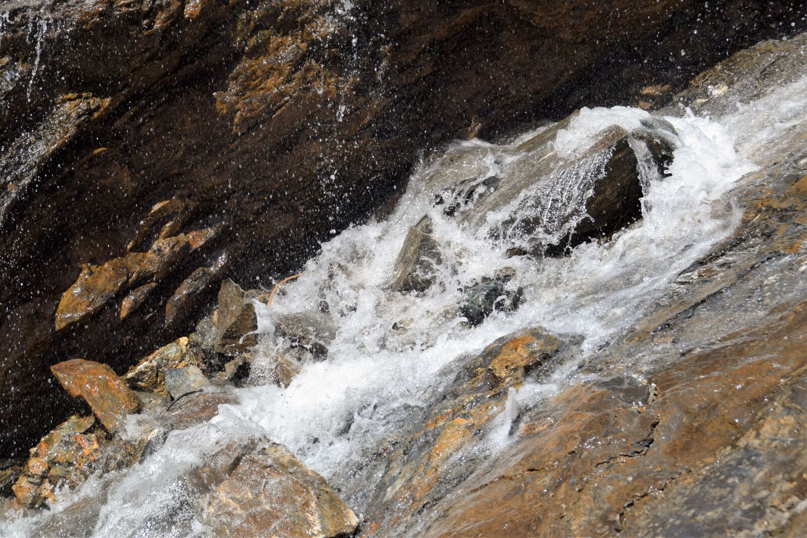 Nikon D5300 sample photo. Water, stone, waterfall photography