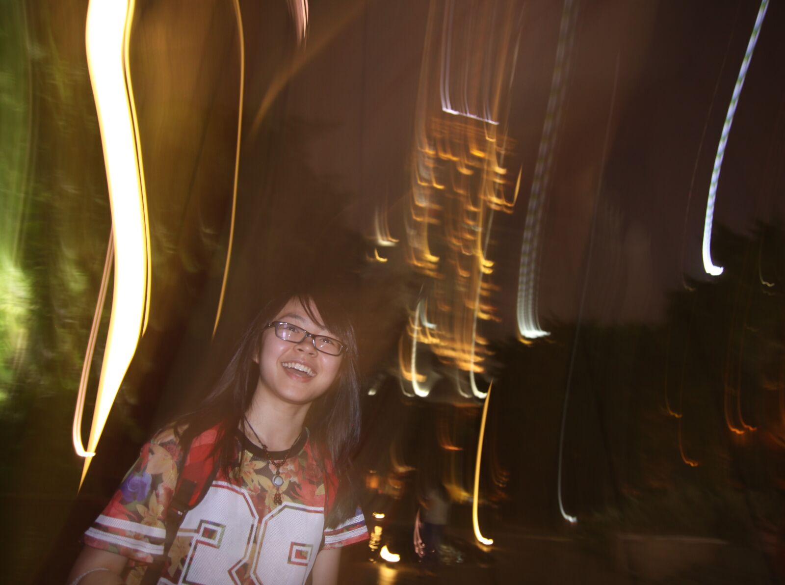 Tamron SP AF 17-50mm F2.8 XR Di II LD Aspherical (IF) sample photo. Asian, cute, girl, klcc photography