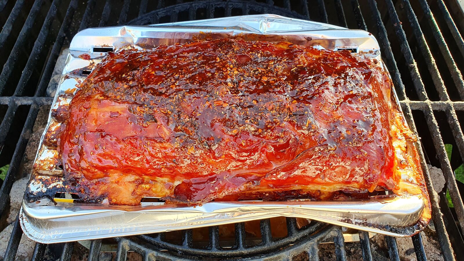 Samsung SM-G975F sample photo. Bacon bomb, minced meat photography