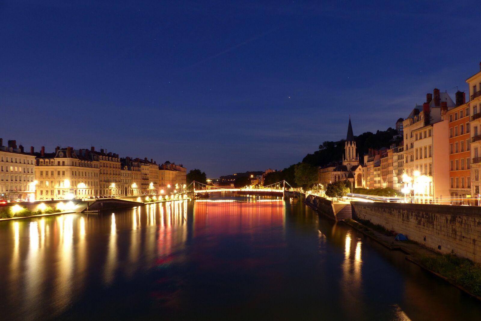 Panasonic Lumix DMC-FZ200 sample photo. Lyon, saint-georges, saone photography