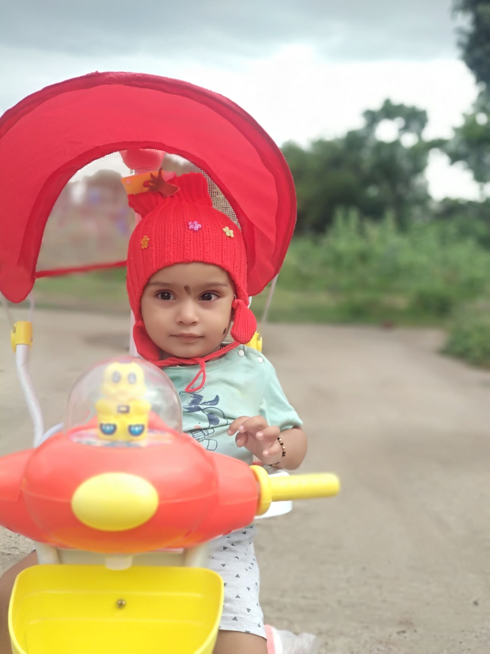 Xiaomi Mi A1 sample photo. Kids toy, baby playing photography