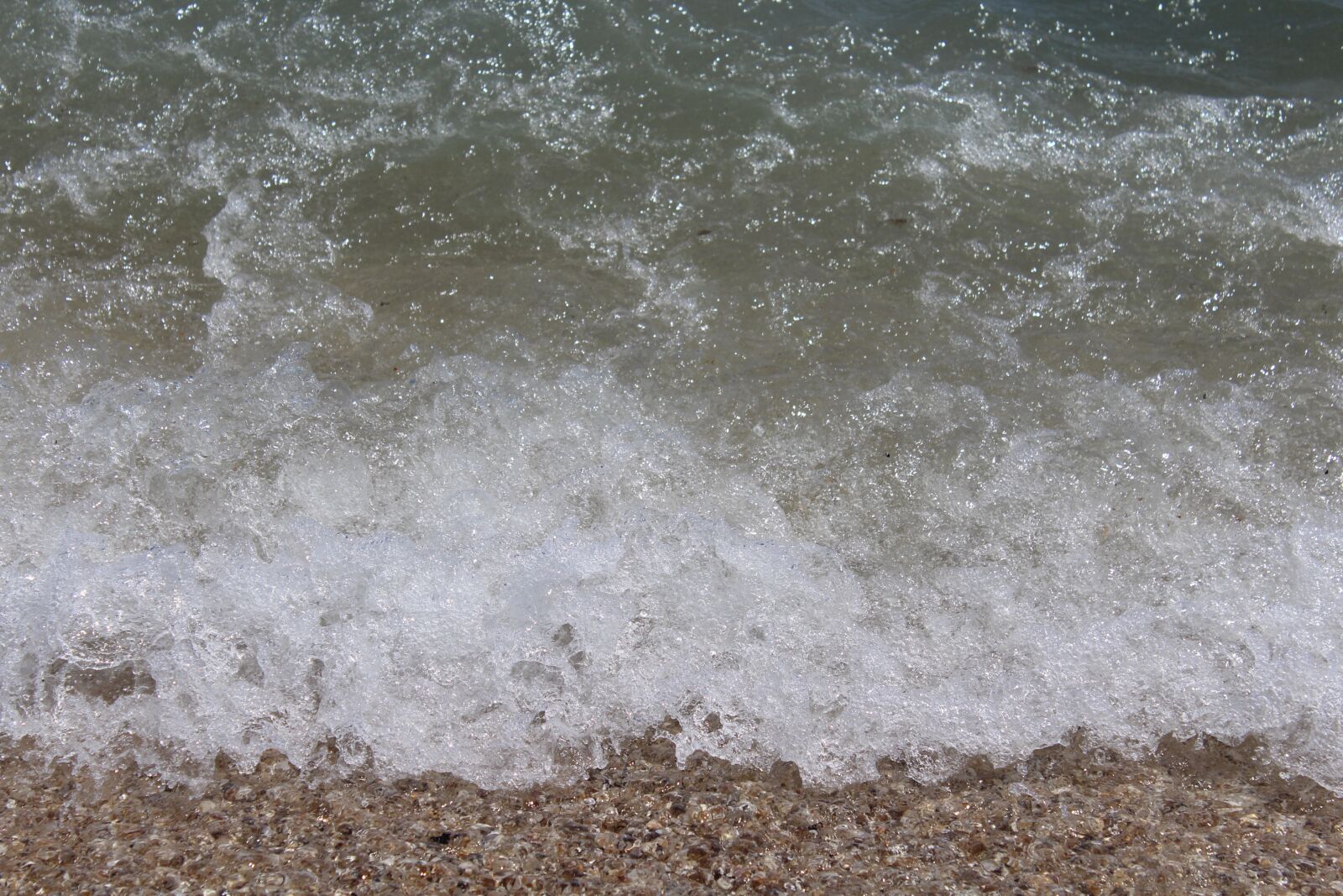 Canon EOS 1200D (EOS Rebel T5 / EOS Kiss X70 / EOS Hi) sample photo. The sand and water photography