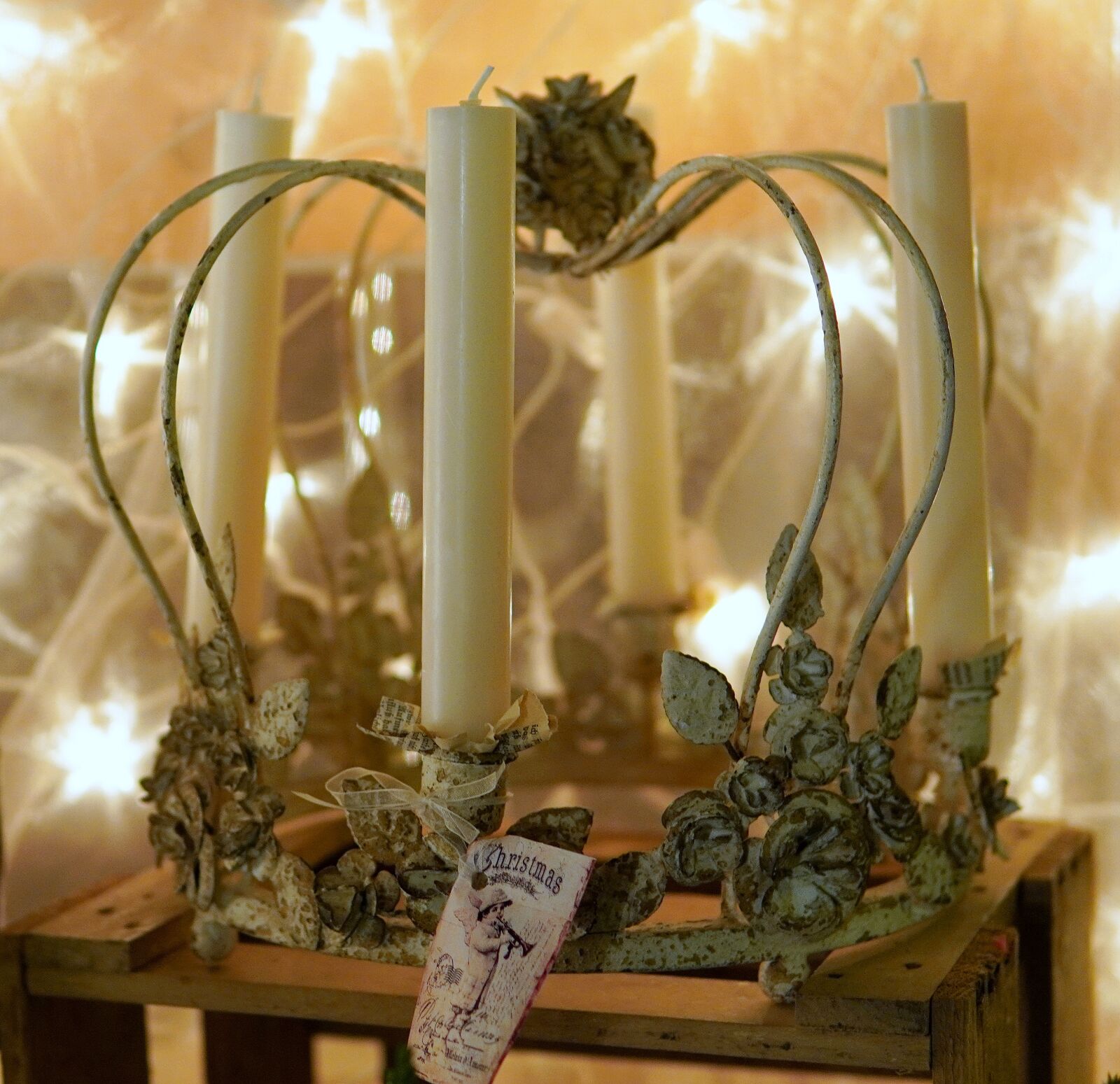 30mm F1.4 DC DN | Contemporary 016 sample photo. Candles, light, christmas decoration photography