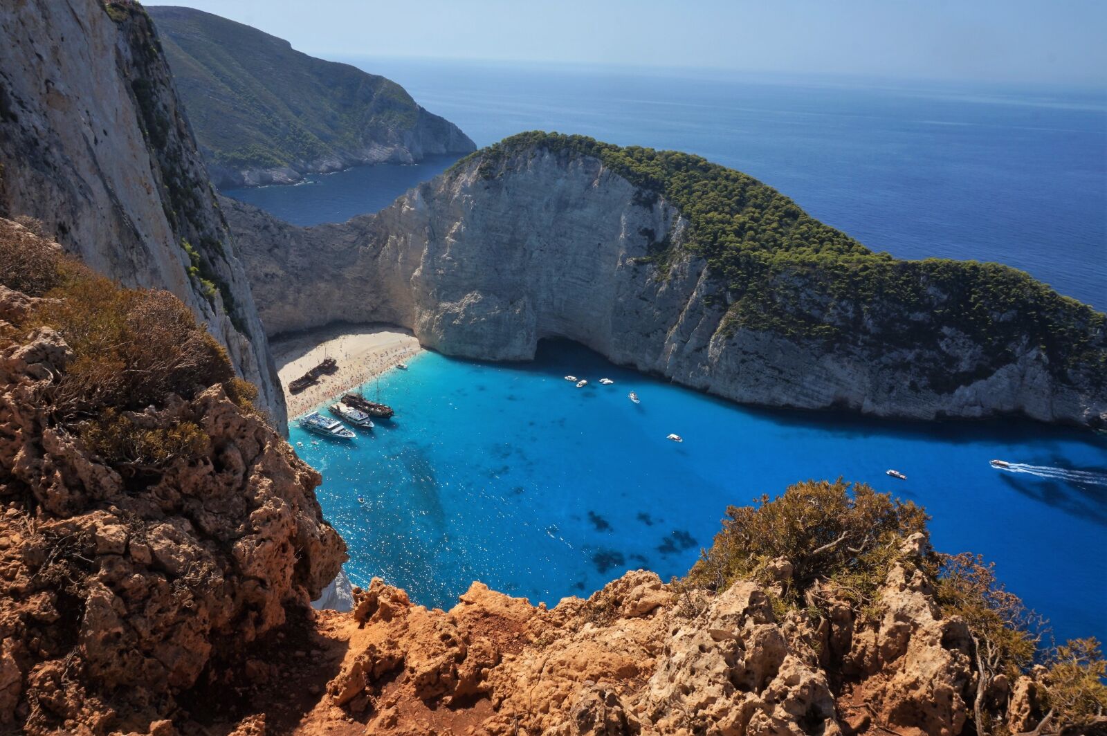 Sony E 16-50mm F3.5-5.6 PZ OSS sample photo. Zakynthos, greece, stones photography