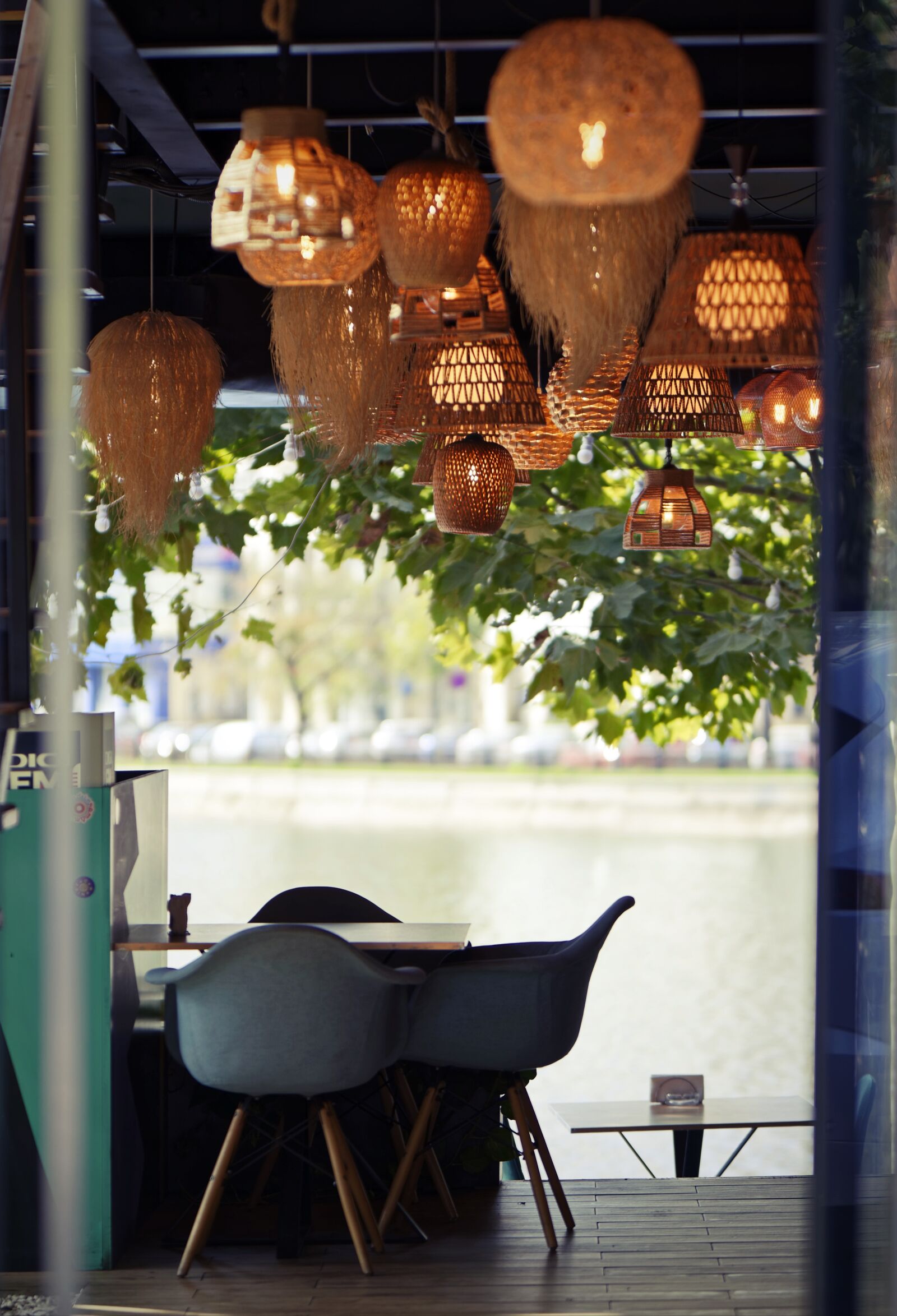 Nikon D5300 sample photo. Terrace, restaurant, chairs photography