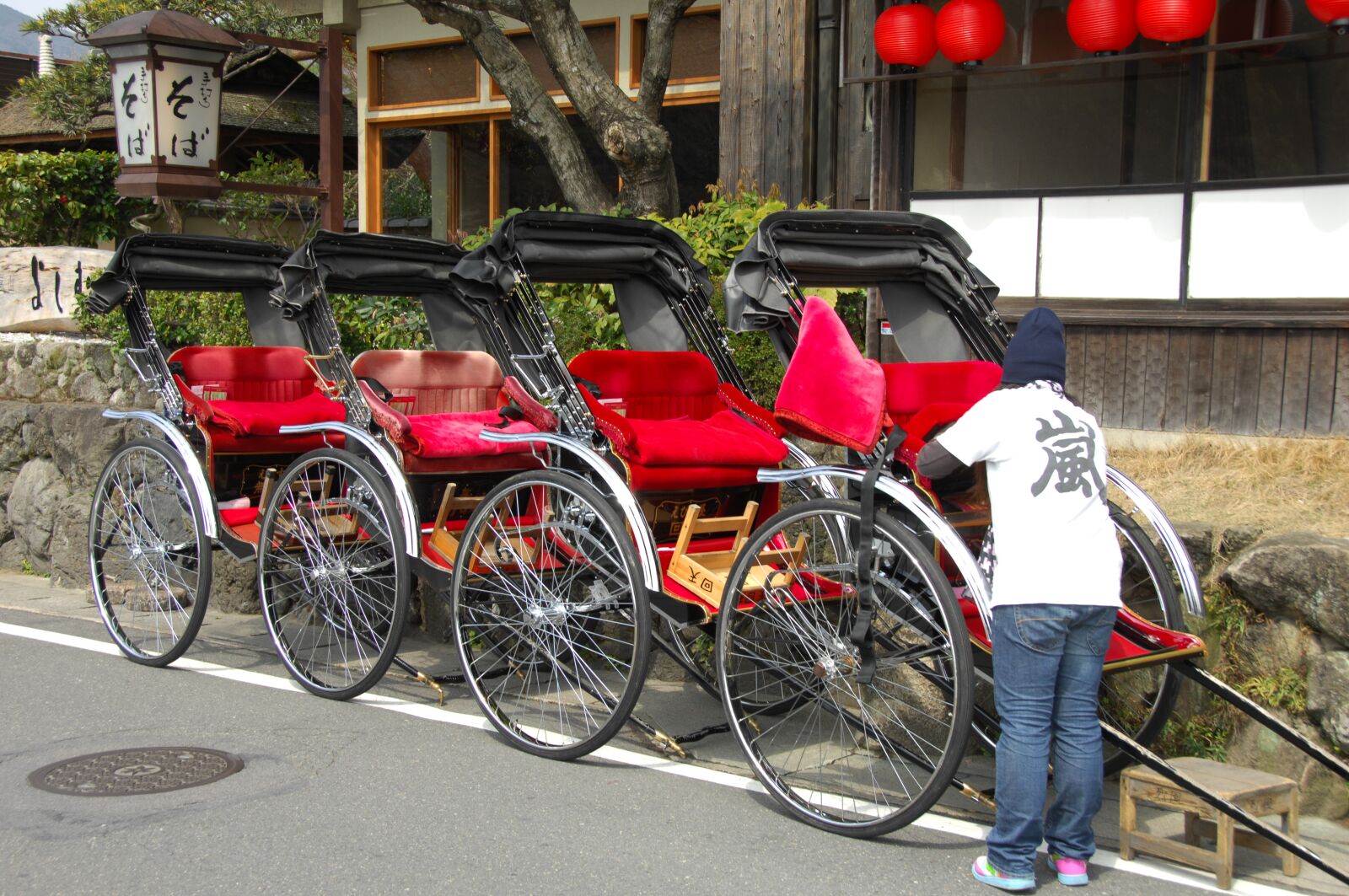 Nikon D2Xs sample photo. Rickshaw, arashiyama, japan photography