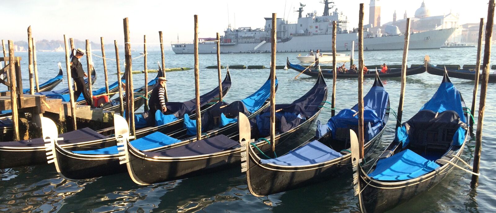 Apple iPhone 5s sample photo. Venice, water, boats photography