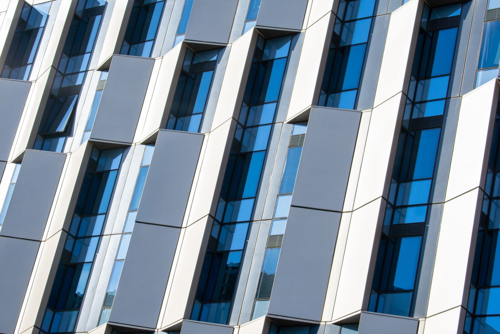 Nikon D3400 sample photo. Building, pattern, architecture photography