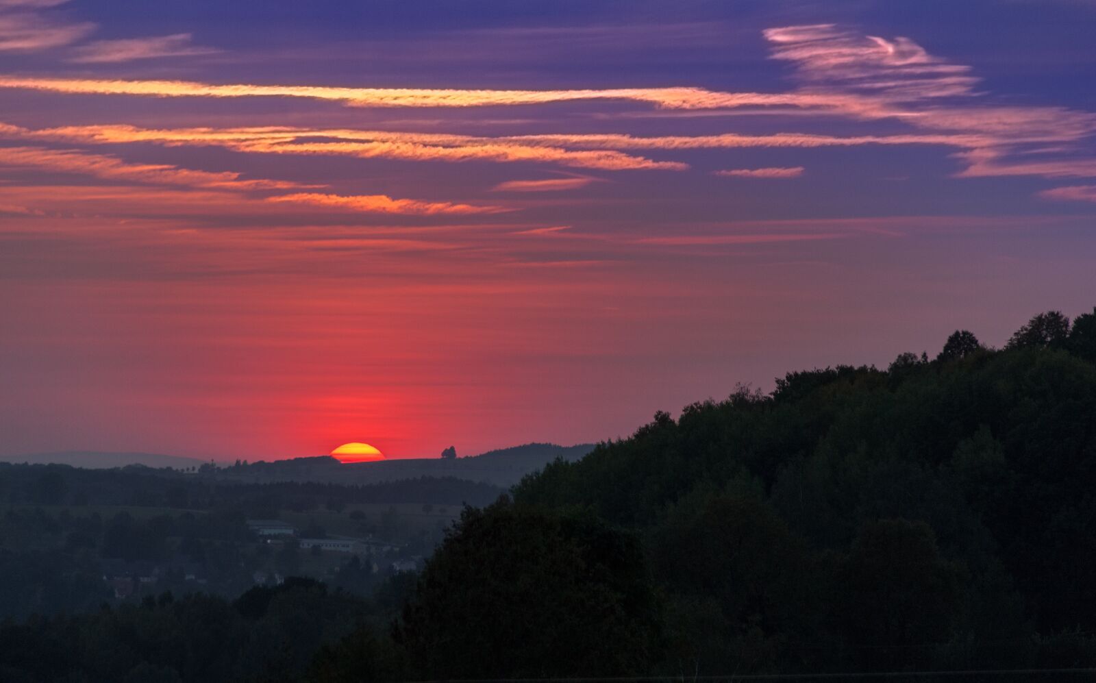 Canon EF-S 18-135mm F3.5-5.6 IS sample photo. Saxony, germany, landscape photography